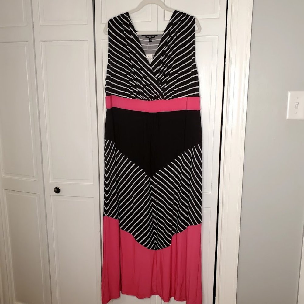 NWOT Black White Pink Striped maxi Dress  3x